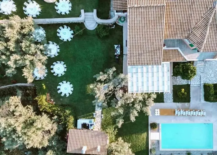 Marilia * Tsoukaládhes