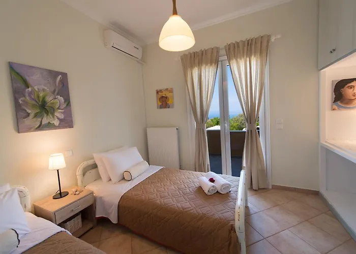 ヴィラ Marilia Tsoukaládhes