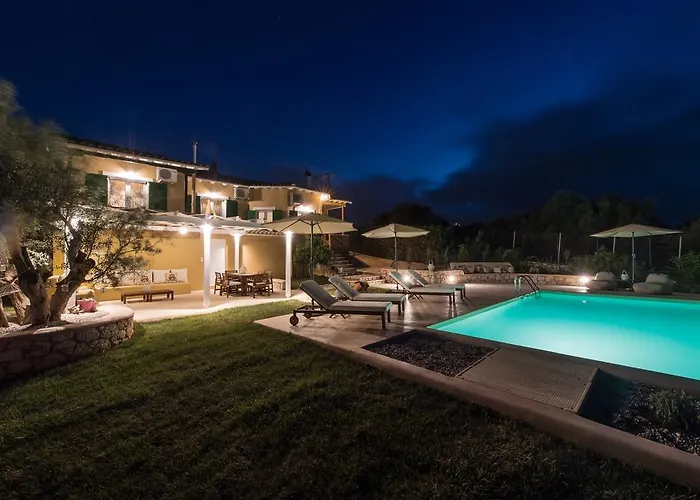 Marilia Villa Tsoukaladhes